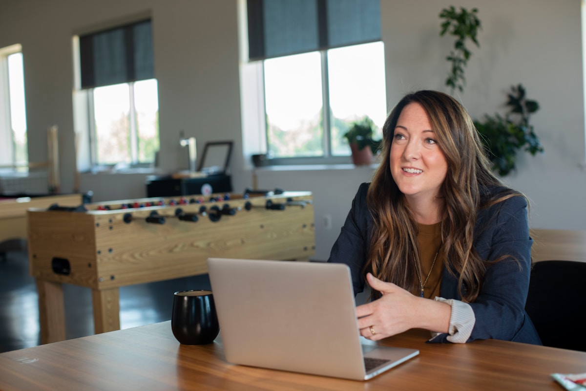 cold email companies posting RevOps roles — professional guide